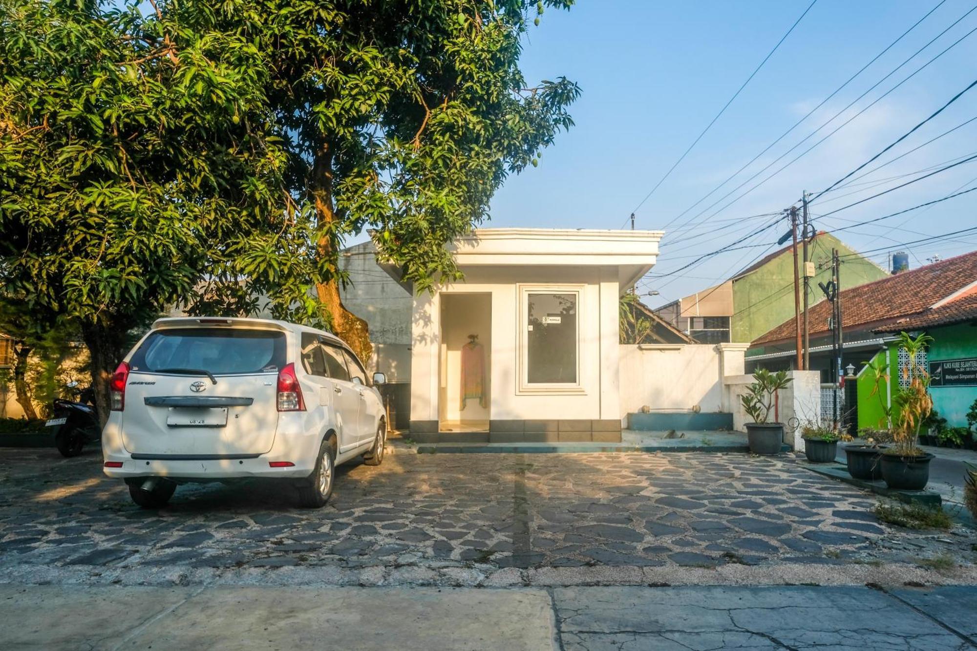 Urbanview Omah Pari Boutique Hotel Yogyakarta Exterior foto